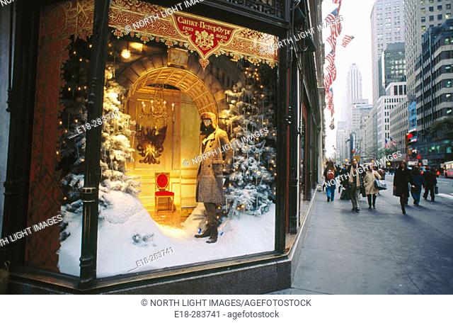 Christmas theme window display. Fifth Avenue, New York City. USA