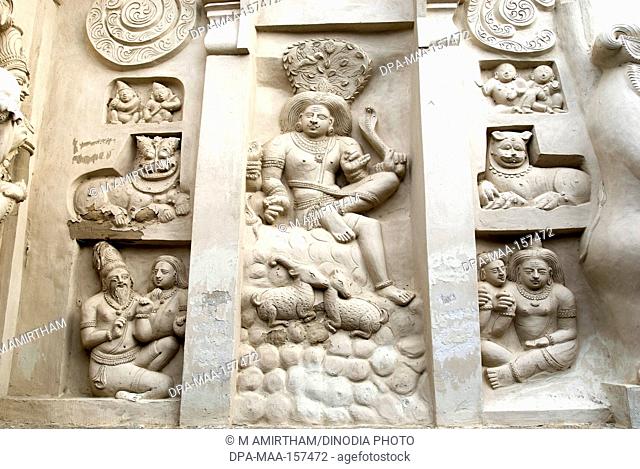 Yoga Dakshinamurthay statue ; Kailasanatha temple in sandstones built by Pallava king Narasimhavarman & son Mahendra eight century in Kanchipuram ; Tamil Nadu ;...