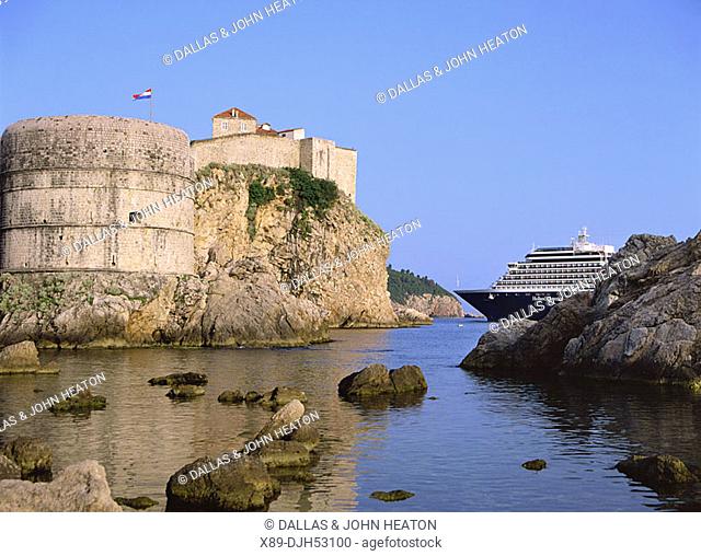 Croatia, Dubrovnik, Old Town, City Wall, Cliffs, Adriatic sea