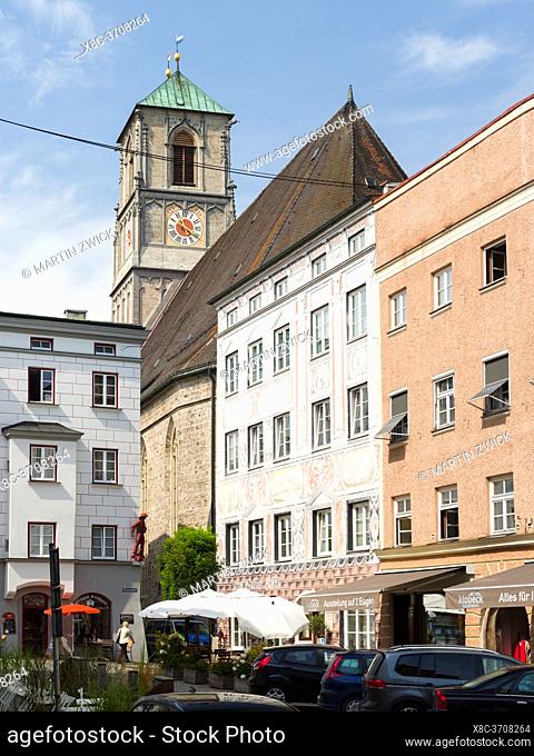 Street Herrengasse. The medieval old town of Wasserburg am Inn in the Chiemgau region of Upper Bavaria, Europe, Germany, Bavaria