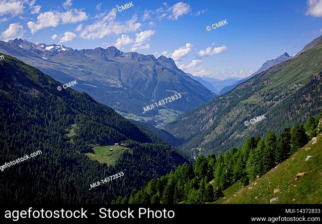 Panoramic view over the mountains in the Austrian Alps