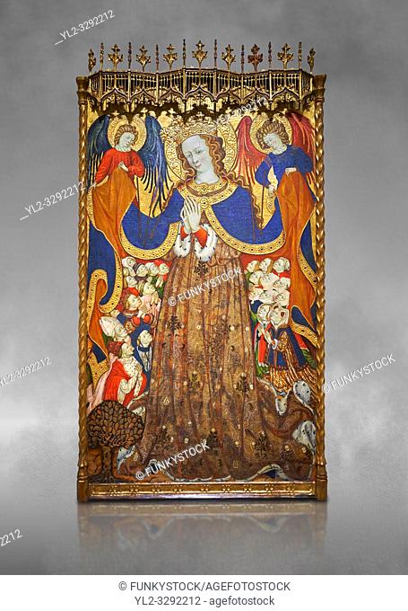 Gothic Catalan altarpiece depicting the Madonna of Mercy by Bonant Zaortiga, circa 1430-1440, tempera and gold leaf on wood