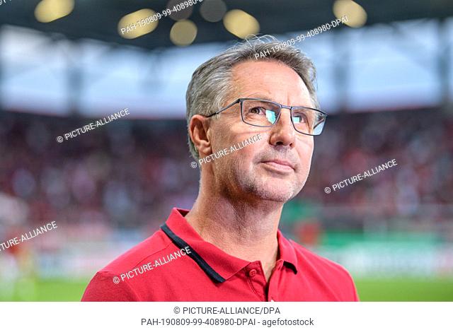 09 August 2019, Bavaria, Ingolstadt: Soccer: DFB Cup, FC Ingolstadt 04 - 1st FC Nuremberg, 1st round at Audi Sportpark. Damir Canadi, coach of FC Nuremberg