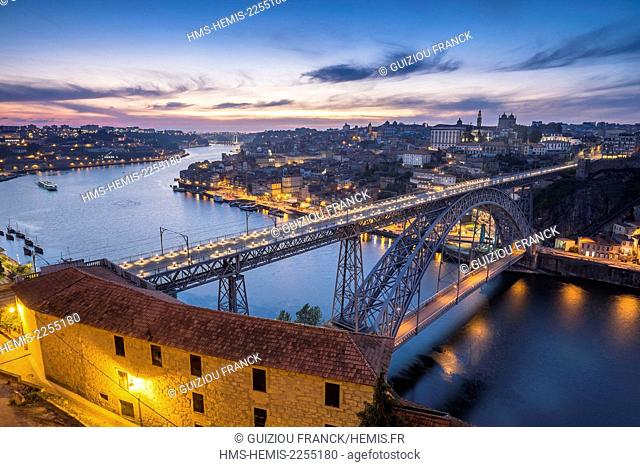 Portugal, North region, Porto, historic centre listed as World Heritage by UNESCO, Dom Luis bridge listed as World Heritage by UNESCO