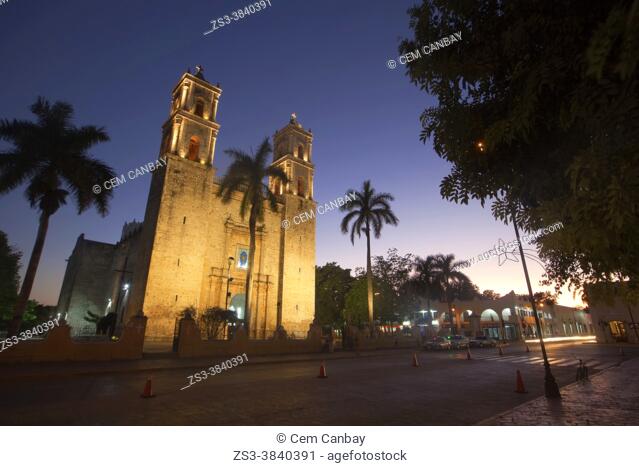 View to the San Gervasio Cathedral at the historic center, Valladolid, Yucatan Province, Mexico, Central America
