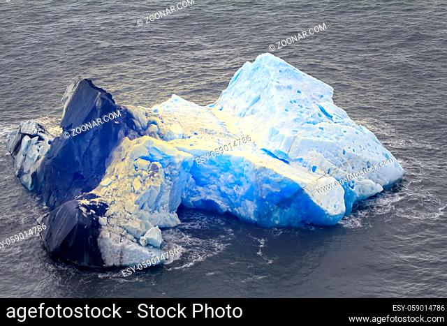 Blue Arctic icebergs because fresh water, Operatic style
