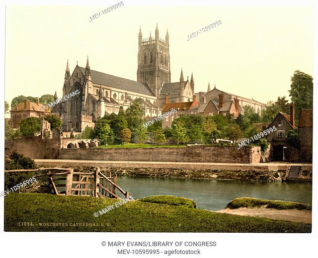 Cathedral, S. W., Worcester, England. Date between ca. 1890 and ca. 1900