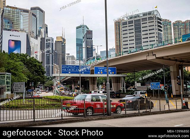 road traffic and buildings in hong kong