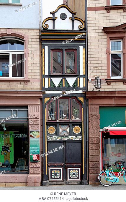 Germany, Thuringia, Eisenach, narrowest house of the city