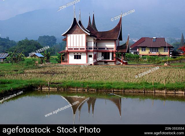 Traditional house nbar pond, Sumatra, Indonesia
