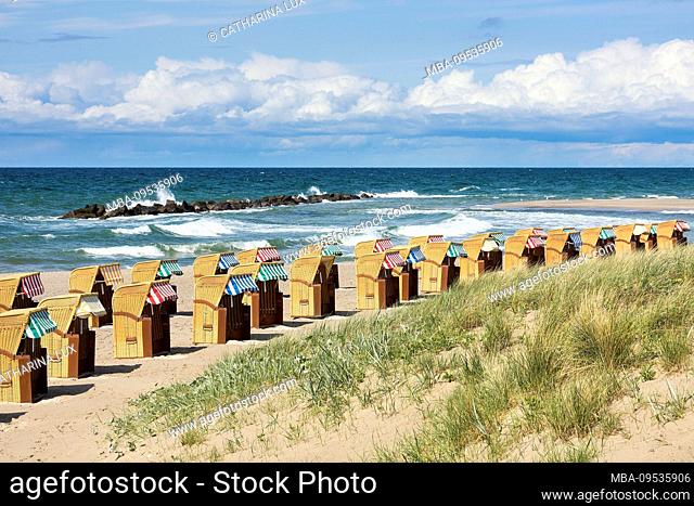 Baltic Sea, Fischland, Darss, seaside resort Wustrow, beach with beach chairs
