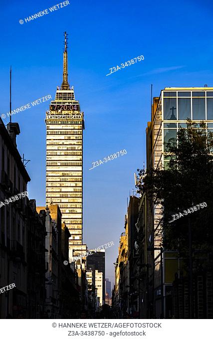 Torre Latinoamericana in morning light, Mexico City, Federal District, Mexico