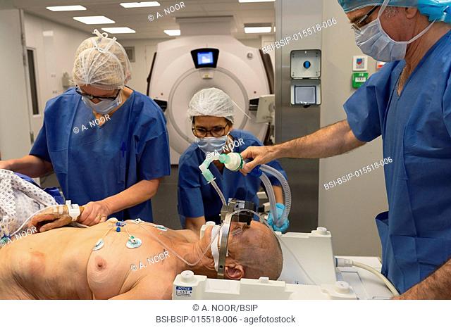Reportage in the stereotactic neurosurgery operating theatre in Pasteur 2 Hospital, Nice, France. Treating Parkinson’s disease through deep brain stimulation