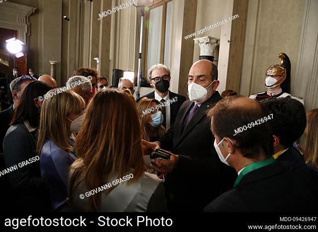 Italian director of press office of Presidency of the Republic Giovanni Grasso with some journalists during the consultations at Quirinale