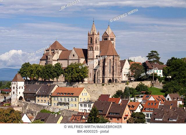Townscape with Münsterberg and St. Stephansmünster cathedral, Breisach am Rhein, Upper Rhine, Baden-Württemberg, Germany