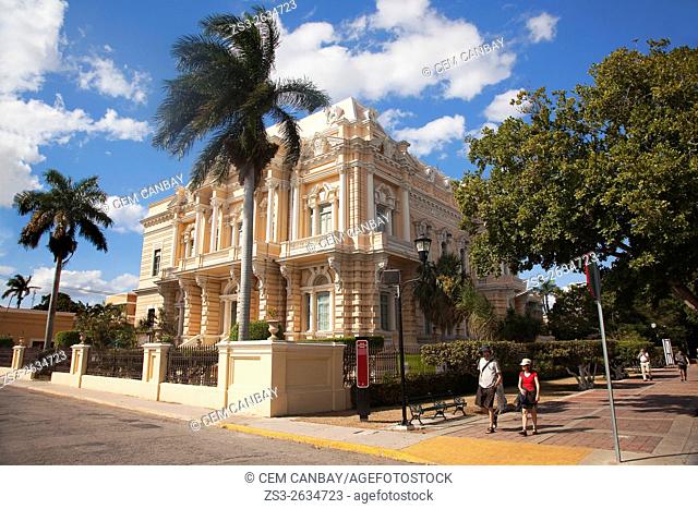 Tourists in front of the Palacio Canton-Canton Palace used as the Archaeology Museum at Paseo de Montejo Avenue, Merida, Yucatan Province, Mexico