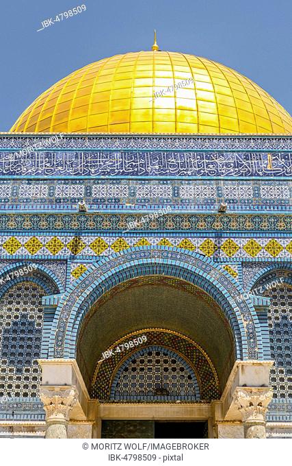 Mosaic decorated facade, Dome of the Rock, also Qubbat As-sachra, Kipat Hasela, Temple Mount, Old Town, Jerusalem, Israel