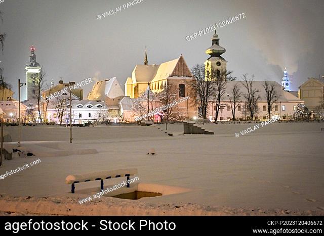 View of the city centre through the sports complex on Sokol Island, Ceske Budejovice, December 4, 2023. It has been snowing heavily in southern Bohemia in...