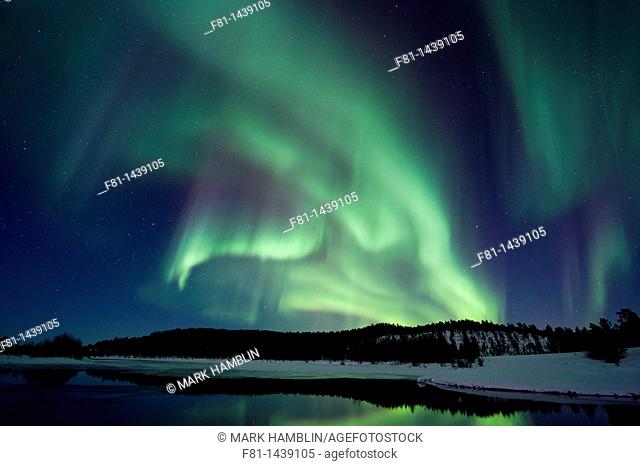 Aurora borealis - Northern Lights - Lapland, Finland, March 2011