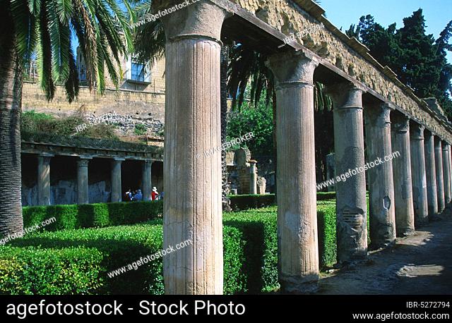 Casa di Aristide, Ercolano, Columns, Archaeological Site, Herculaneum, Campania, Italy, Europe