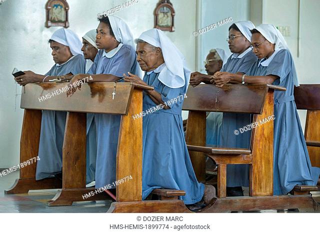 Papua New Guinea, Bismarck Archipelago, New Britain island, district of Kokopo, Kokopo, Vunapope Catholic Mission, sisters praying