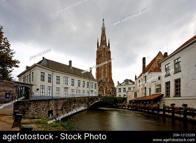 Old town of Bruges. Altstadt von Brügge