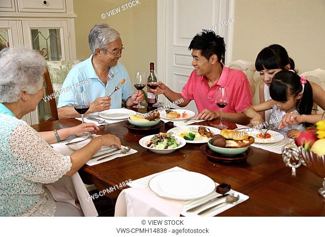 Family dinning at home