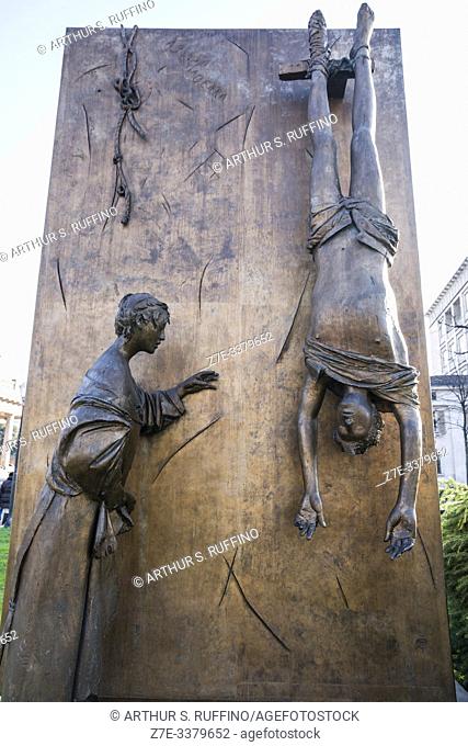 Monument to the Partisan by sculptor Giacomo Manzù, Piazza Matteotti, Lower City (Città Bassa), Bergamo, Lombardy, Italy, Europe