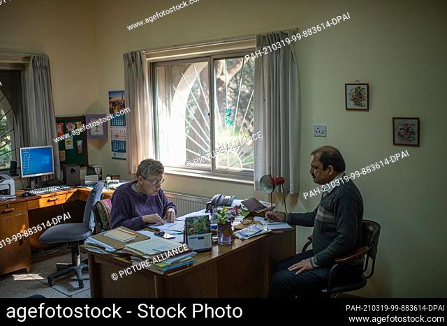 17 February 2021, Pakistan, Islamabad: The doctor Christine Schmotzer (l) discusses with the doctor Dr. Shaheen in the leprosy hospital