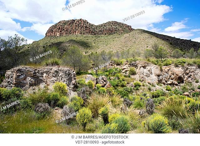Lamproite volcanic dome of Cancarix (Natural Monument). Lamproite is an ultramafic volcanic rock. Sierra de las Cabras, Hellin, Albacete, Castilla-La Mancha