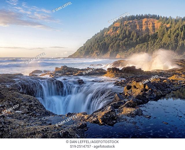 Thor's Well Cape Perpetua Oregon Coast