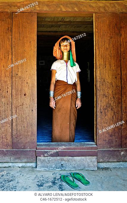 Woman, Longneck Karen tribe, Ban Nai Soi village, Mae Hong son Province, Thailand