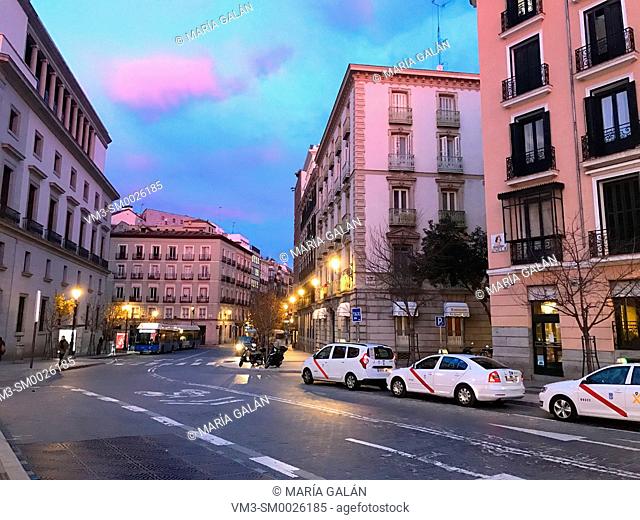 Isabel II Square at dawn. Madrid, Spain