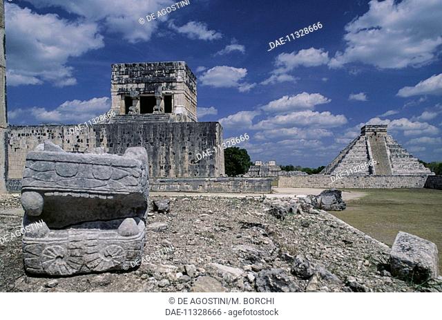View of Temple of the Jaguars and the Kukulcan Pyramid (El Castillo) from the Great Ball Court, archaeological site of Chichen Itza (UNESCO World Heritage Site