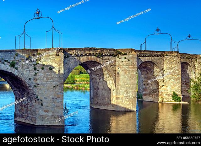 Le Pont Vieux (OLd bridge) in Carcassonne, France