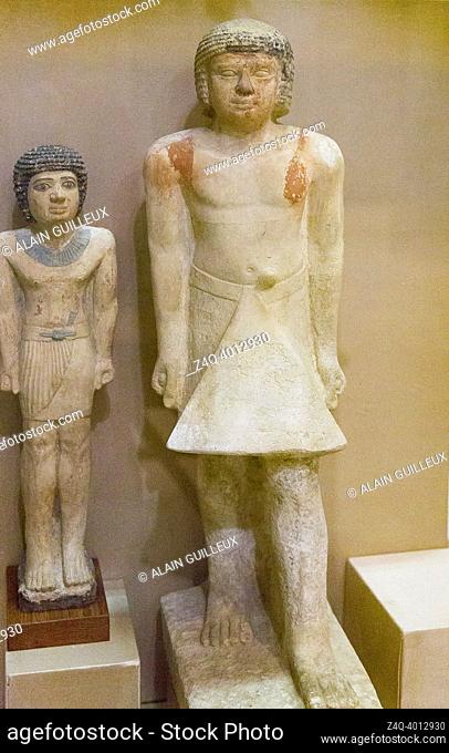 Cairo, Egyptian Museum, statuettes of Kanakht and his family, in limestone, from Gizeh