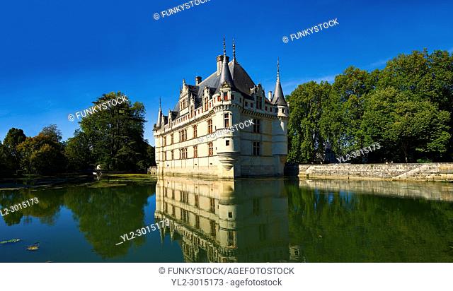 Exterior of the Renaissance Château d'Azay-le-Rideau with its River Indre moat, Built between 1518 and 1527, , Loire Valley, France