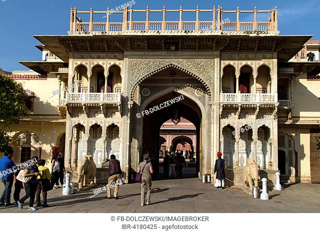 Entrance to the City Palace of Jai Singh II., Chandra Mahal, Jaipur, Rajasthan, India
