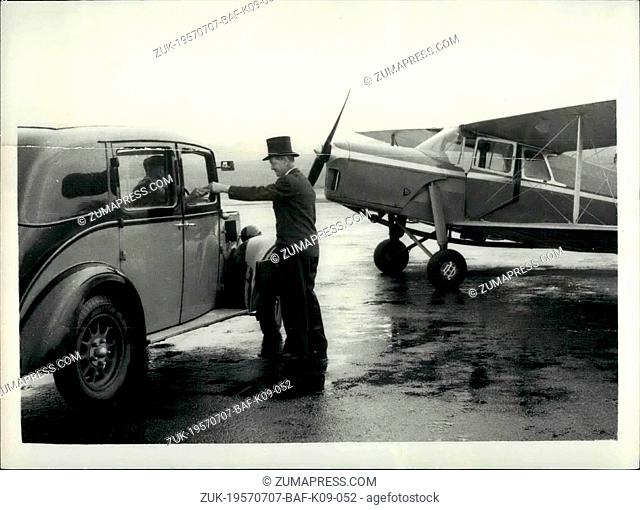 Jul. 07, 1957 - Mr. Reiss flies to work in a city topper: Lloyds underwriter Mr. Peter Reiss daily flies to London from his Andover home for his day in the...