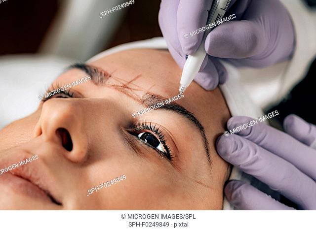 Eyebrow microblading