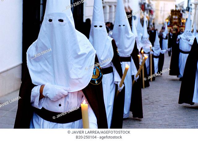 Hermandad del Santo Entierro penitents at procession during Holy Week. Osuna, Sevilla province. Spain