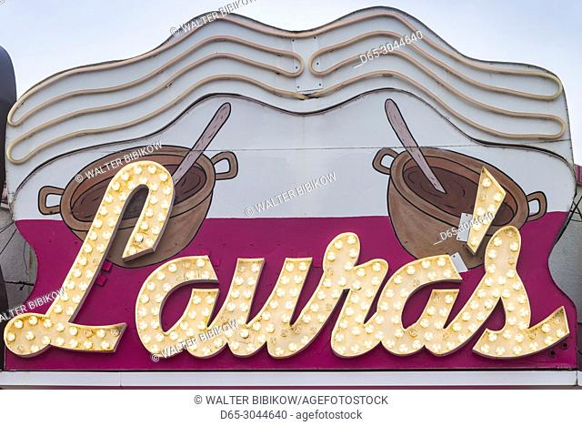 USA, New Jersey, The Jersey Shore, Wildwoods, 1950s-era Doo-Wop architecture, neon sign, Laura's Candy Shop