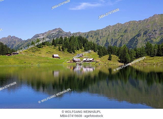 Austria, Styria, Schladming, Obertal, Duisitzkarsee, mountain lake, Duisitzkar hut, Fahrlechner hut, Schladminger Tauern