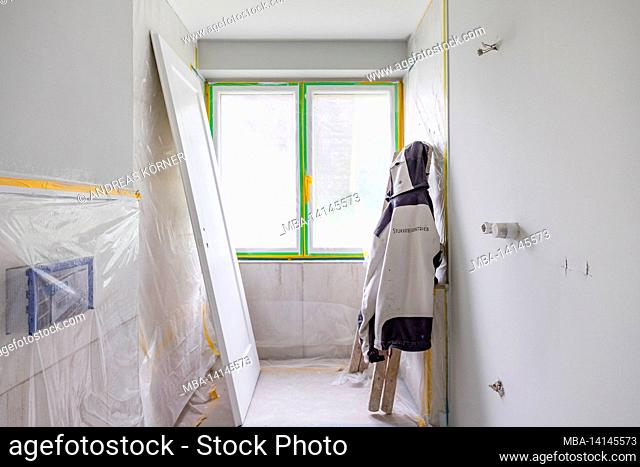construction site, refurbishment and renovation of an apartment, empty space when painting