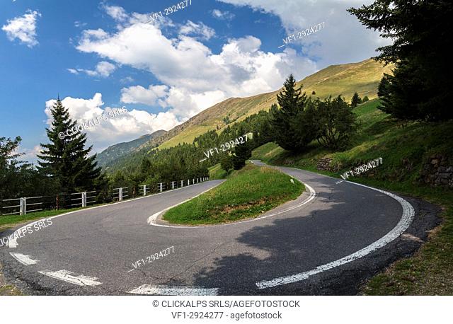 Hairpin bend on the road to Passo del Vivione, Schilpario, Val di Scalve, Bergamo district, Lombardy, Italy