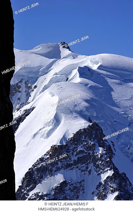 France, Haute Savoie, Chamonix, Mont Blanc du Tacul 4248 m seen from Aiguille du Midi