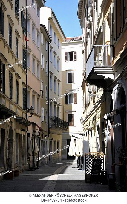 Narrow street, Trieste, Italy, Europe