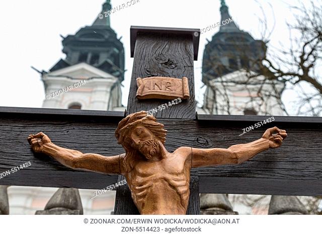 Jesus Christus am Kreuz. Symbolfoto für Karfreitag, Ostern und Auferstehung. Linz, Oberösterreich, Pöstlingberg