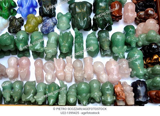 Hong Kong: jade and other minerals statuettes sold at ‘Cat Street’ (Upper Lascar Row) antique market, Sheung Wan