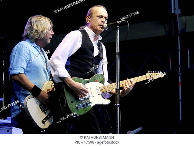 Rick PARFITT, singer and the rhythm guitarist in the English rock band Status Quo (left ) and Francis ROSSI, singer and lead guitarist in the English rock band...